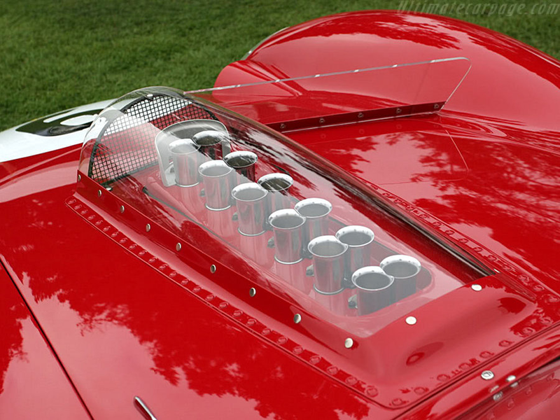 Illustration for article titled The Ten Sexiest Car Hoods
